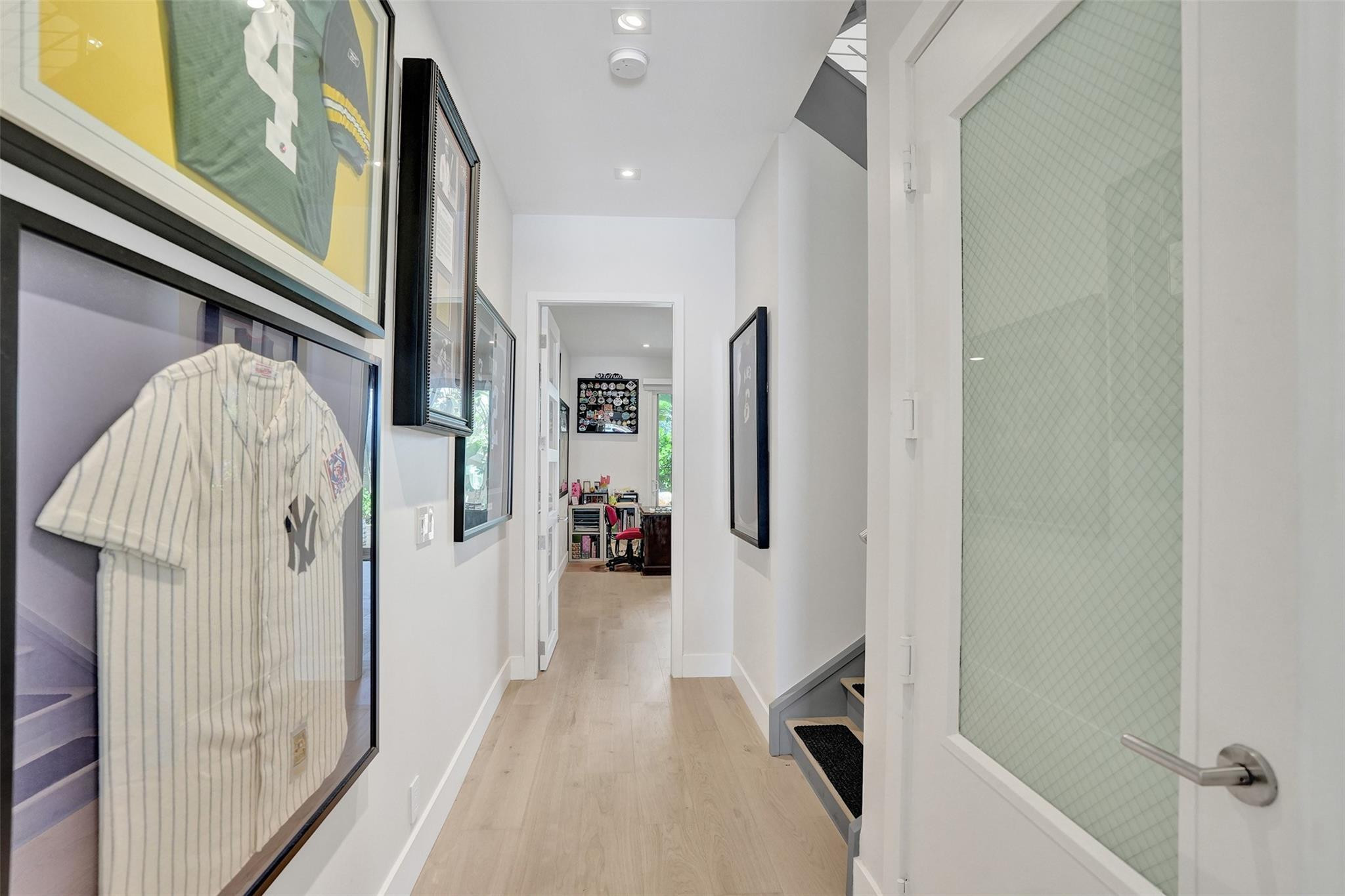 1774 Bay Dr 18