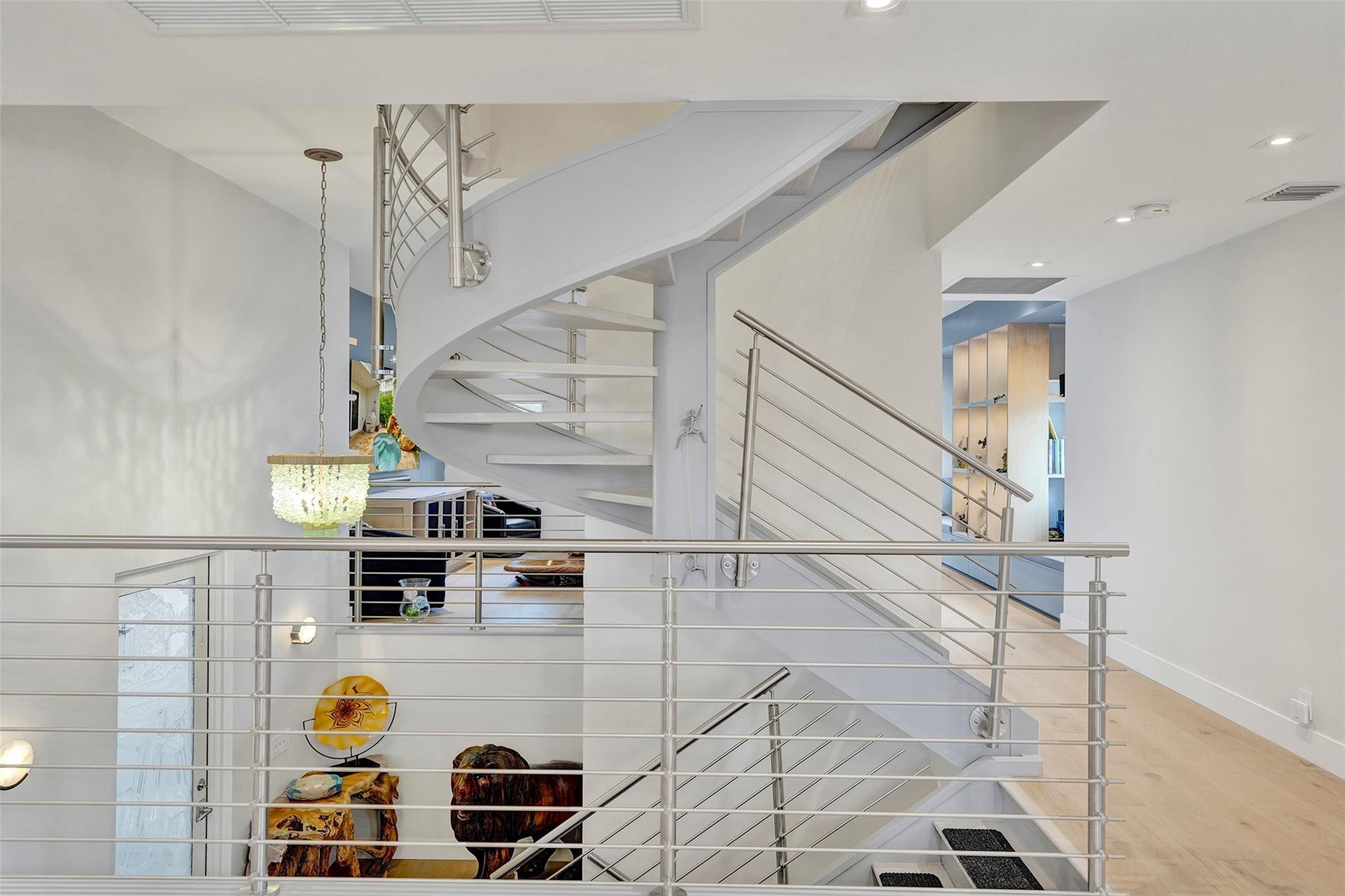 1774 Bay Dr 18