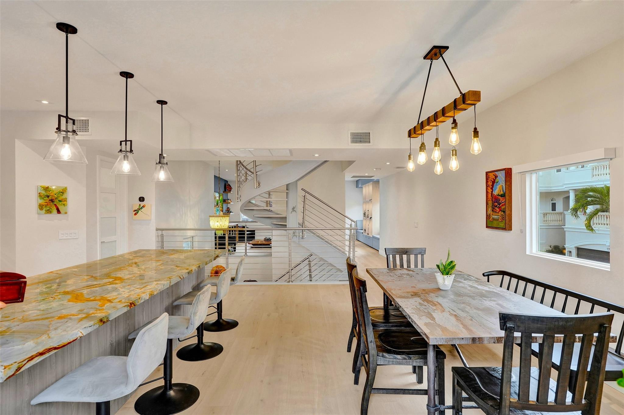 1774 Bay Dr 18
