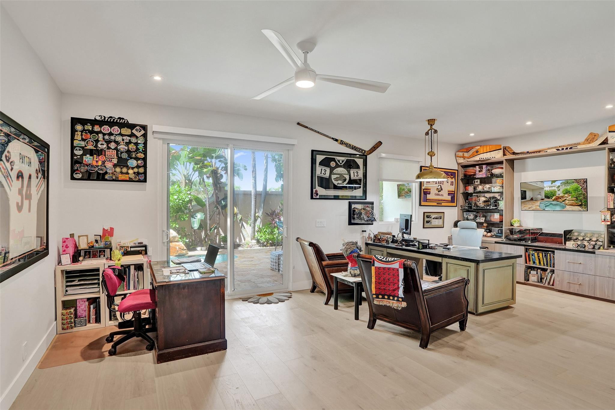 1774 Bay Dr 18