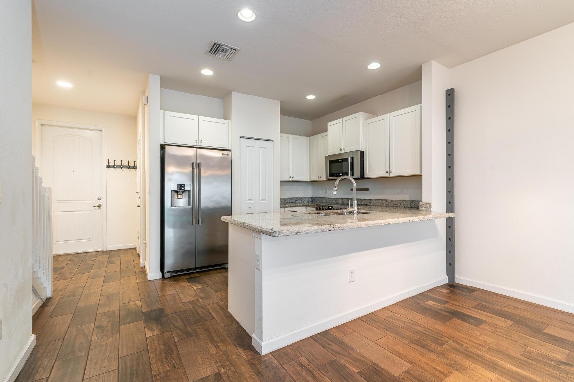 4228 N Dixie Hwy 107