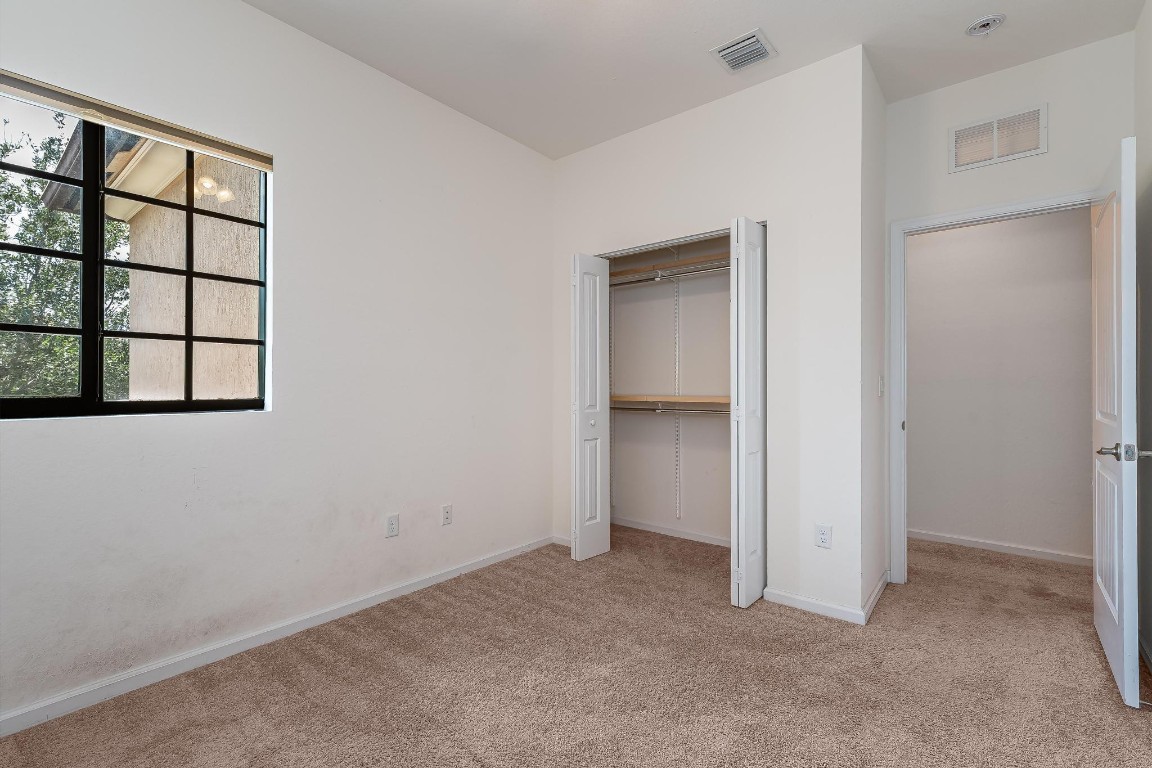 4228 N Dixie Hwy 107