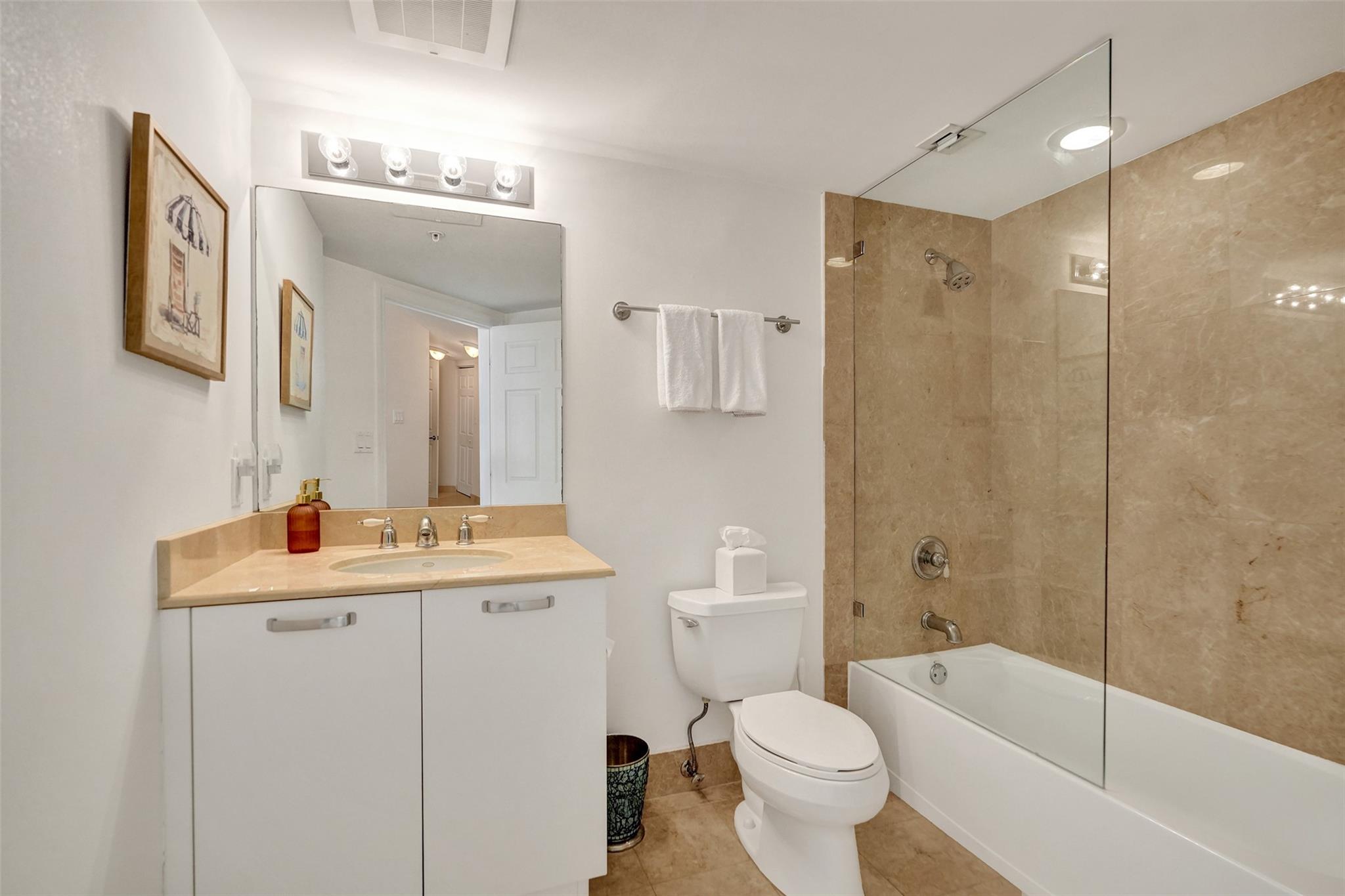 2001 N Ocean Blvd 1005