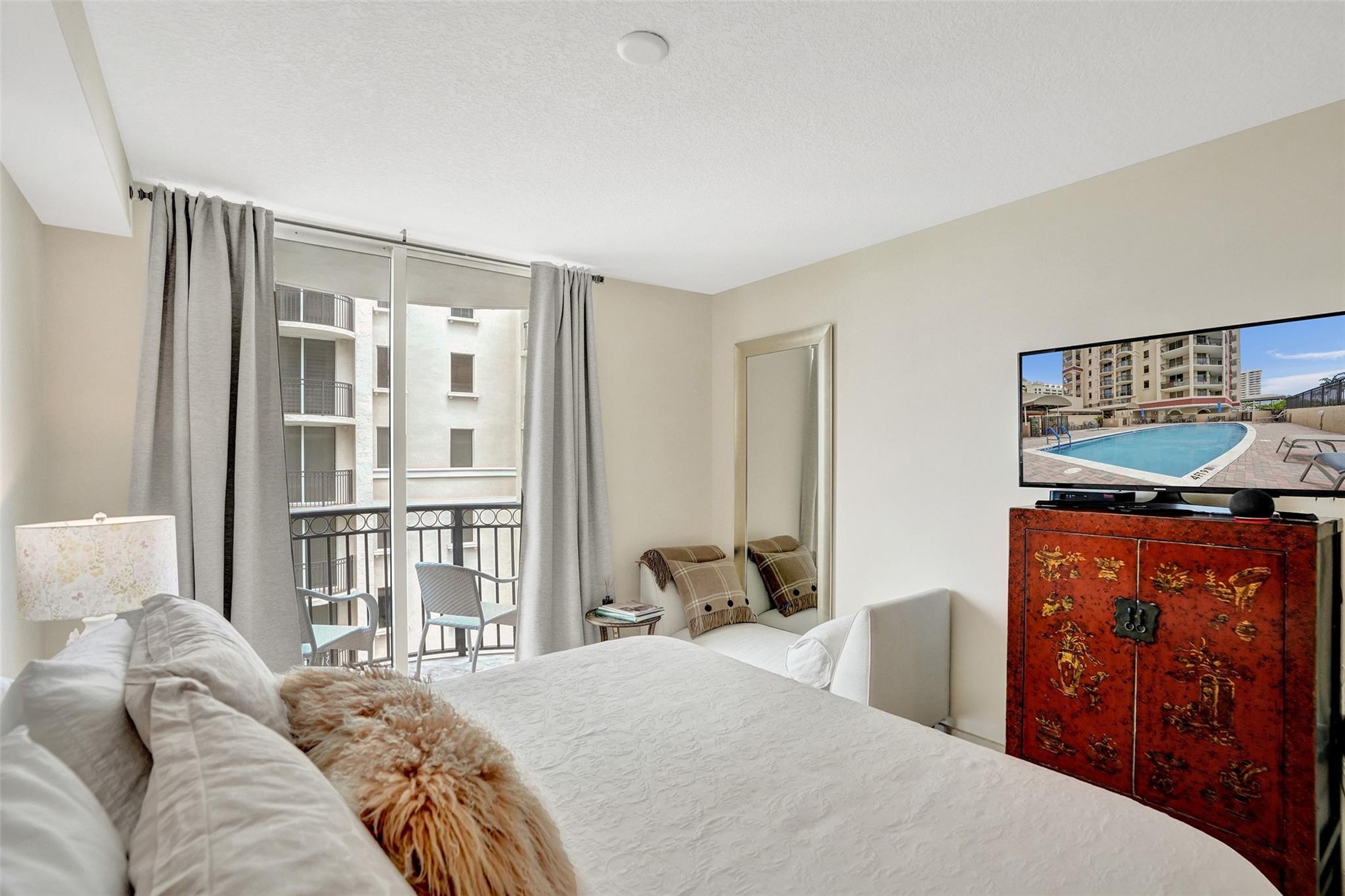 2001 N Ocean Blvd 1005