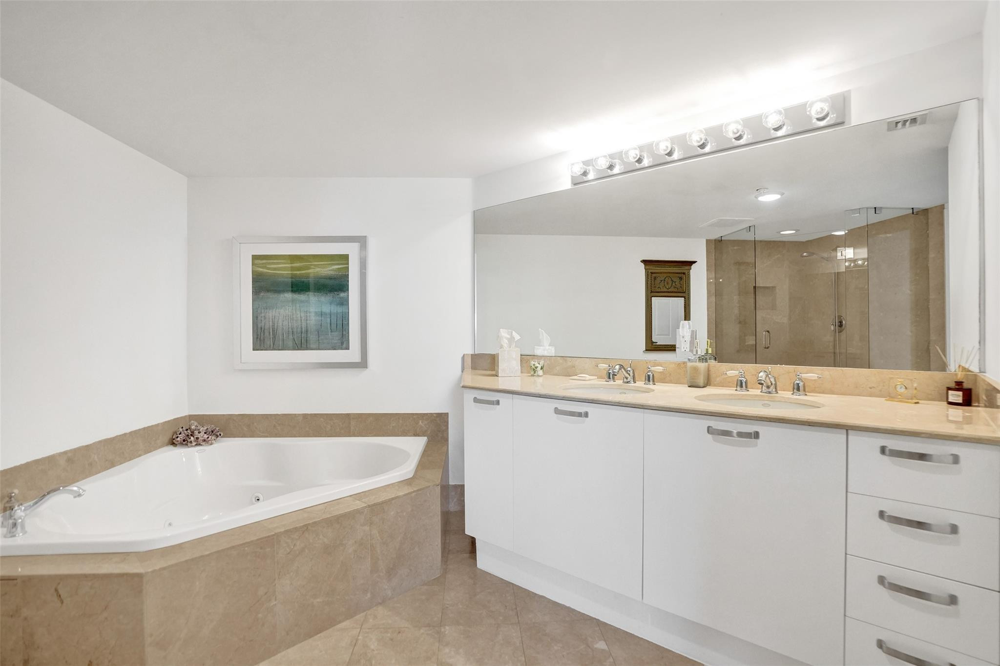 2001 N Ocean Blvd 1005