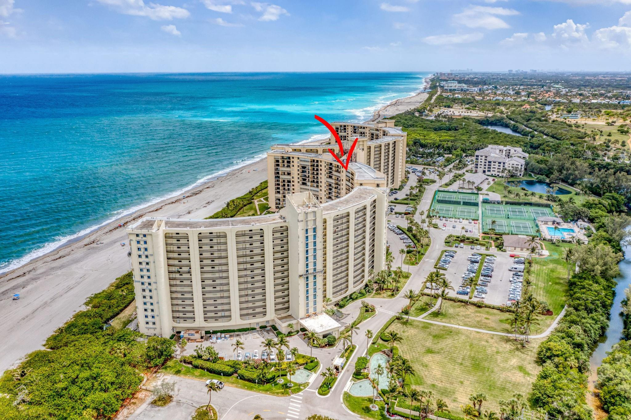 300 Ocean Trail Way 907