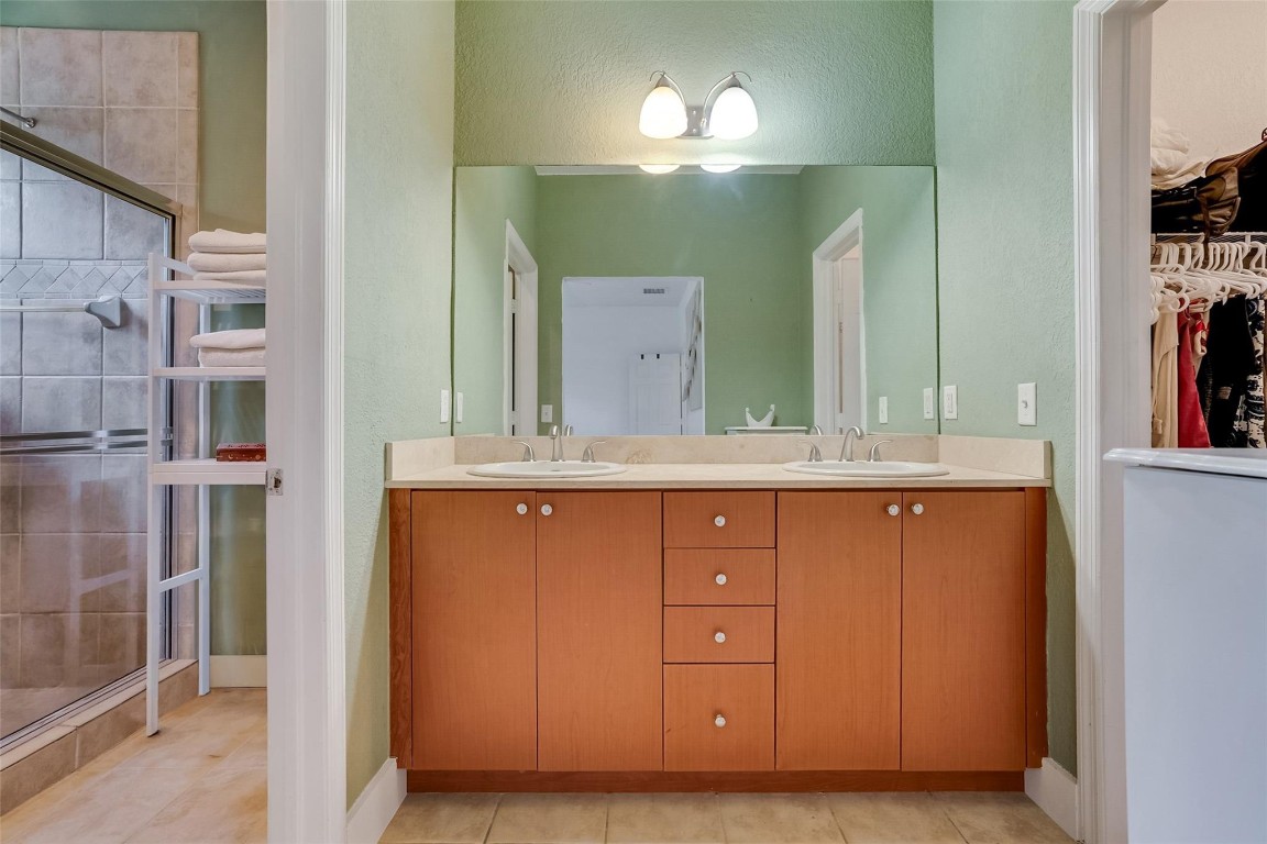 2544 SW 14th Ave 105