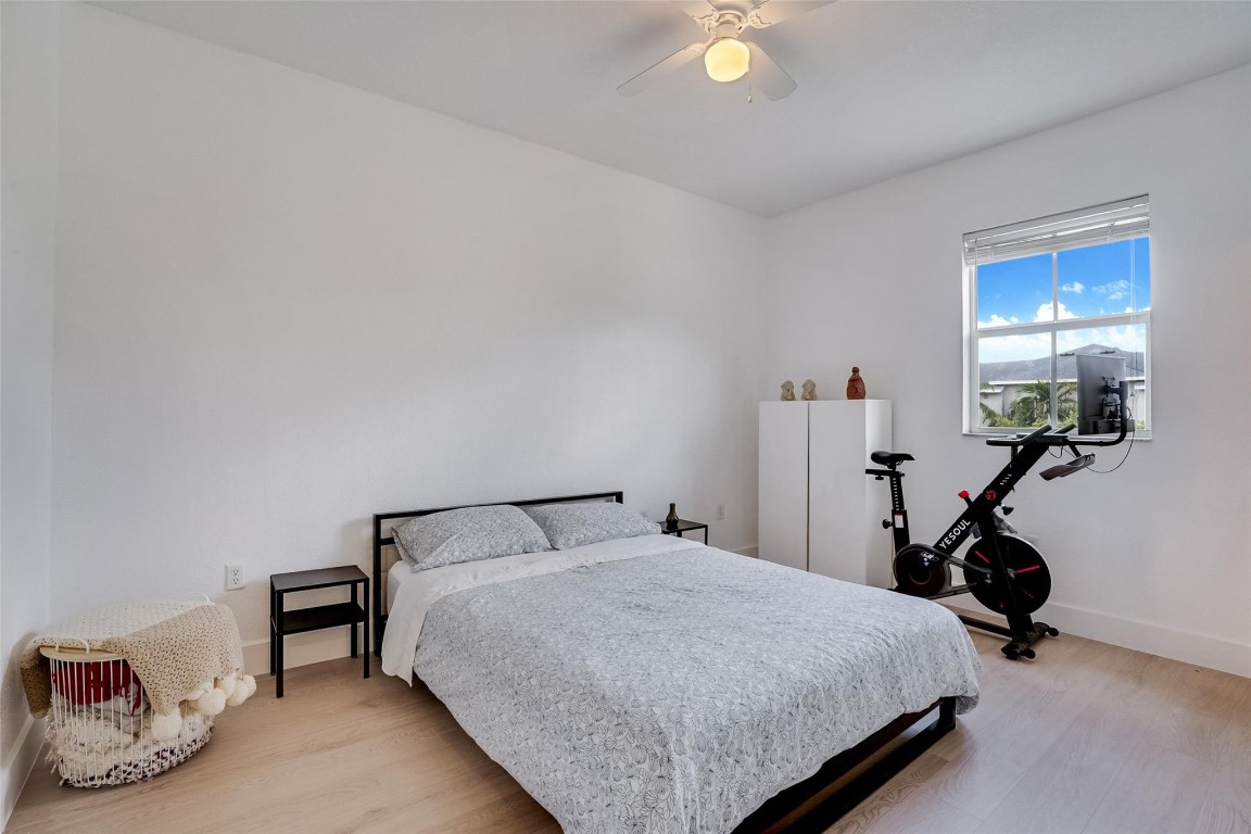 2544 SW 14th Ave 105