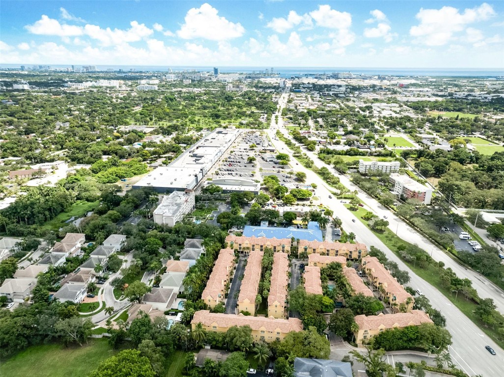 2544 SW 14th Ave 105