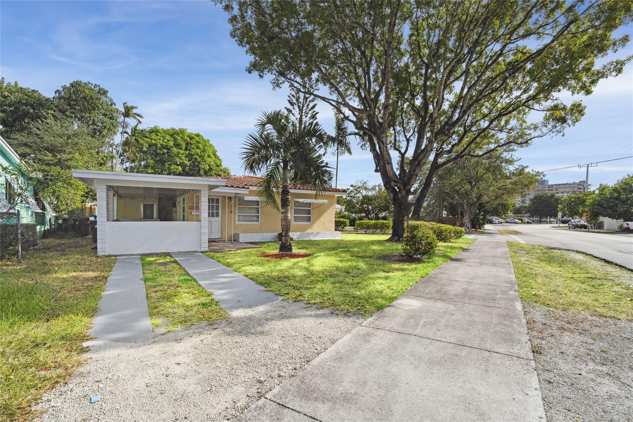 1420 Miami Rd C
