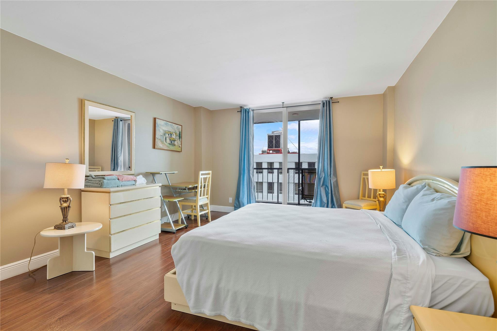 1160 N Federal Hwy 1020