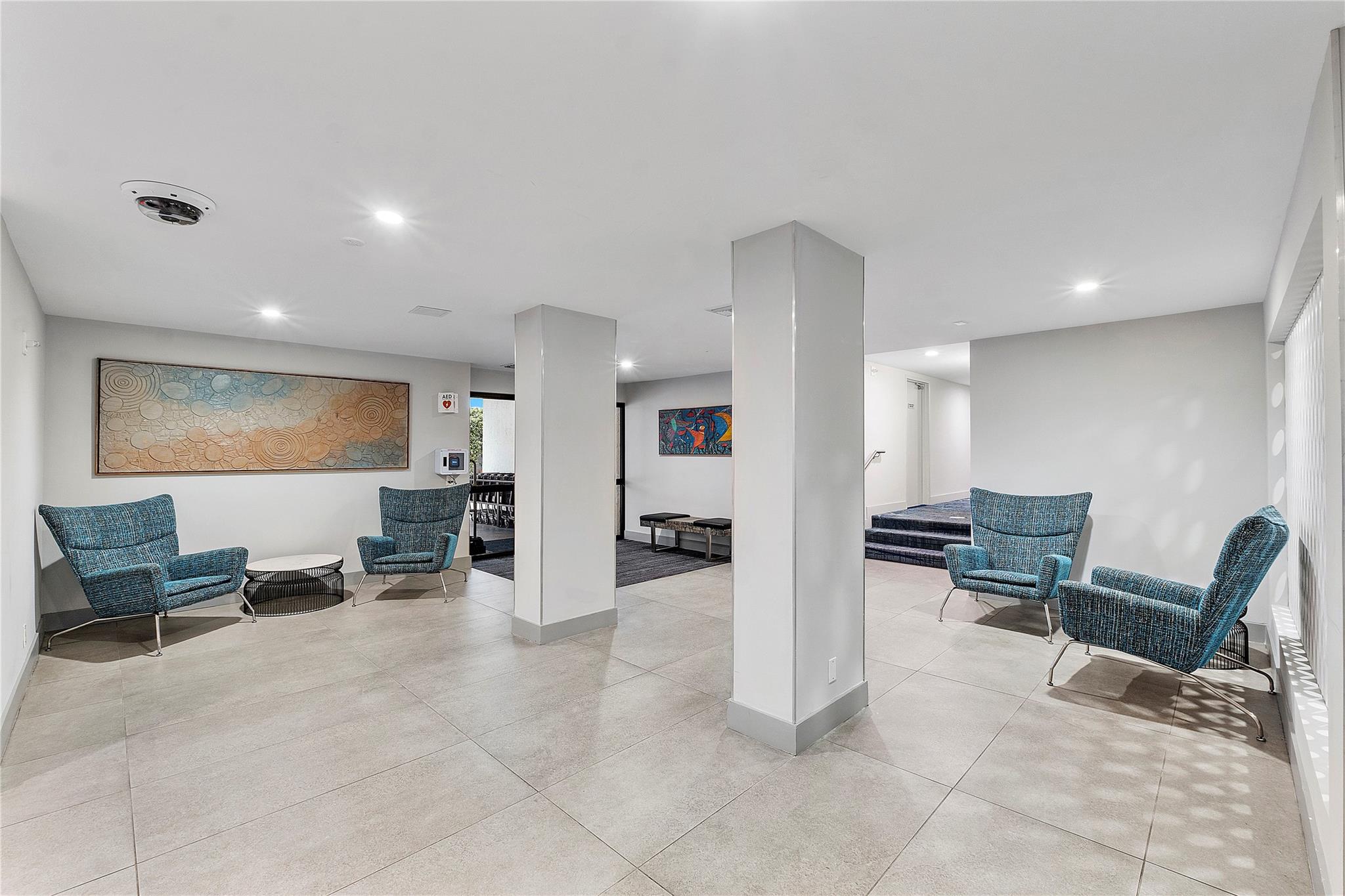 1160 N Federal Hwy 1020