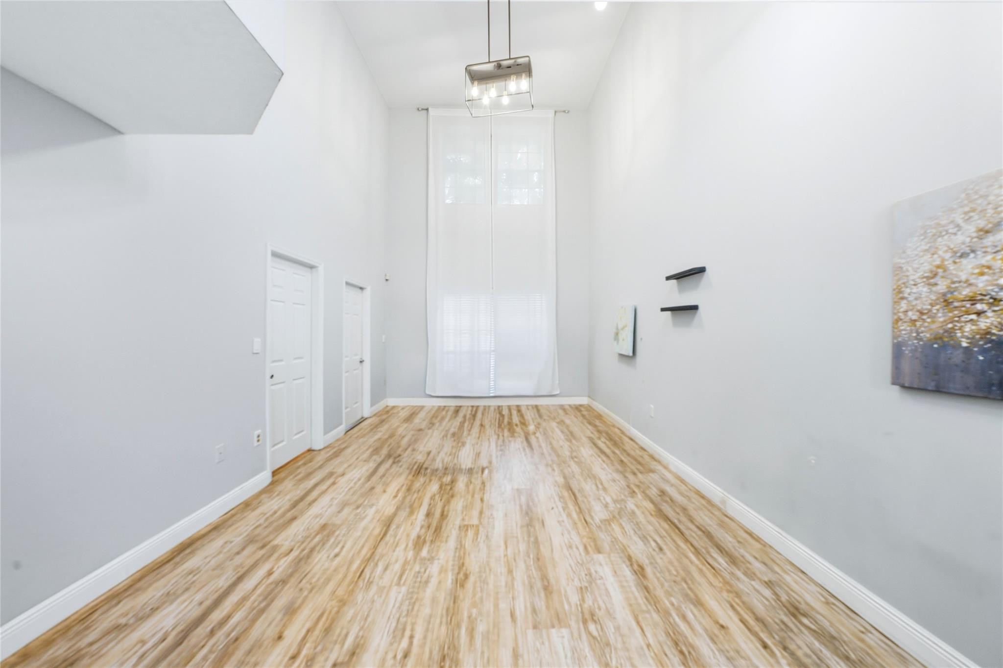 214 City View Dr