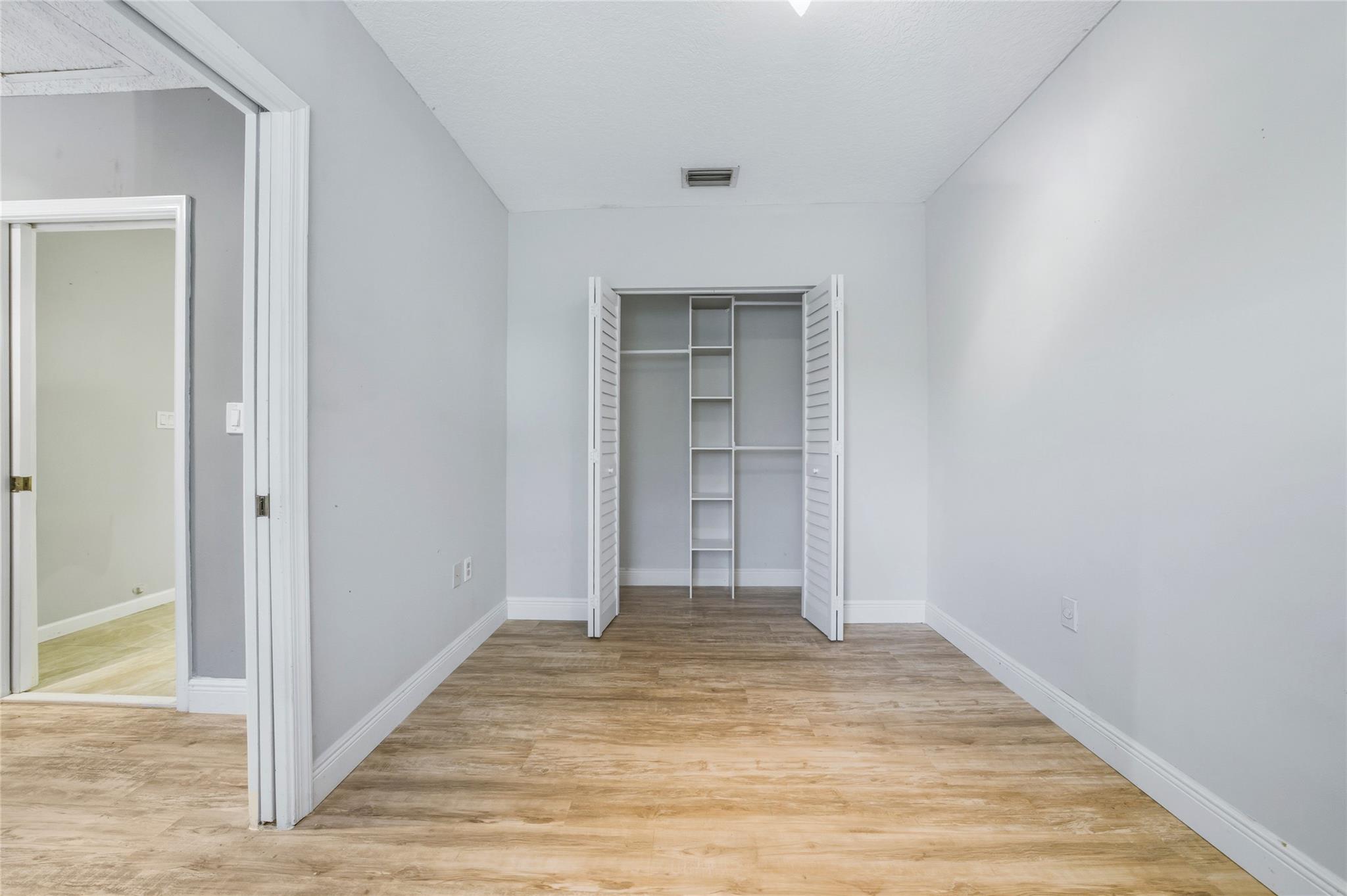 214 City View Dr