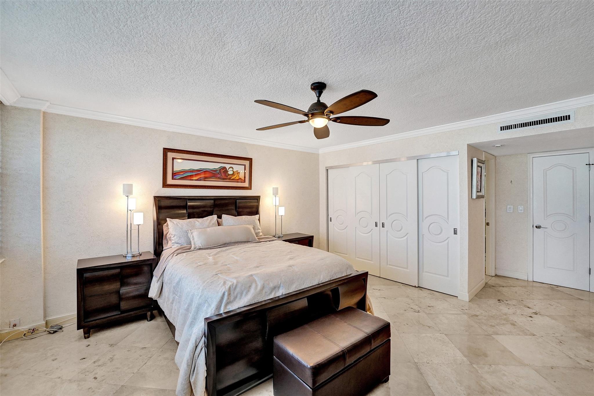 936 Intracoastal Dr 11C