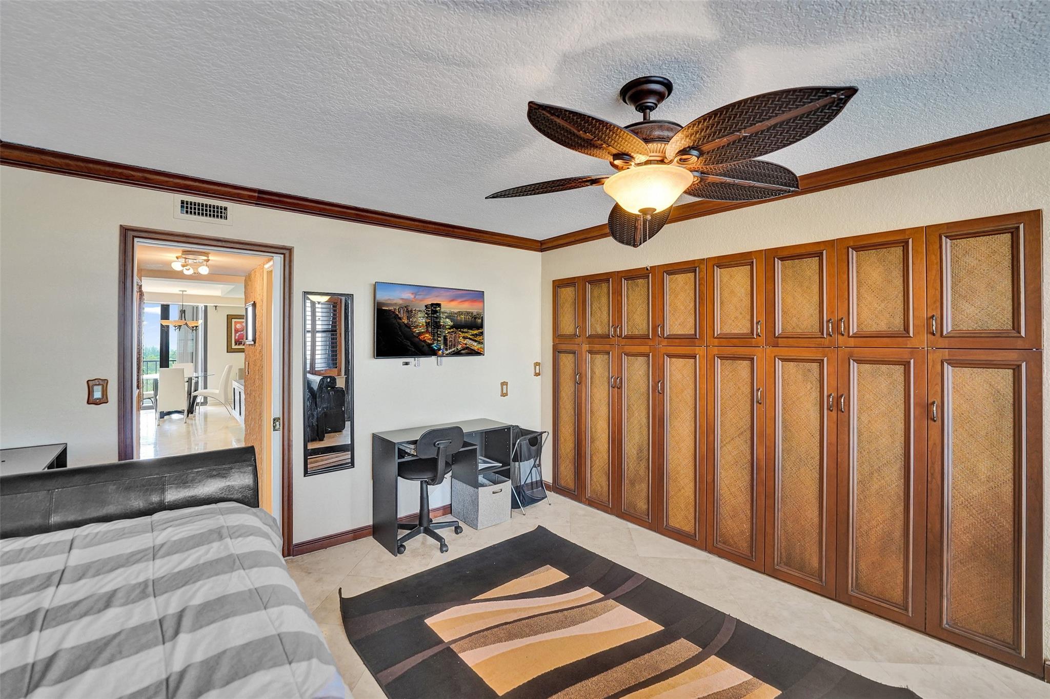 936 Intracoastal Dr 11C