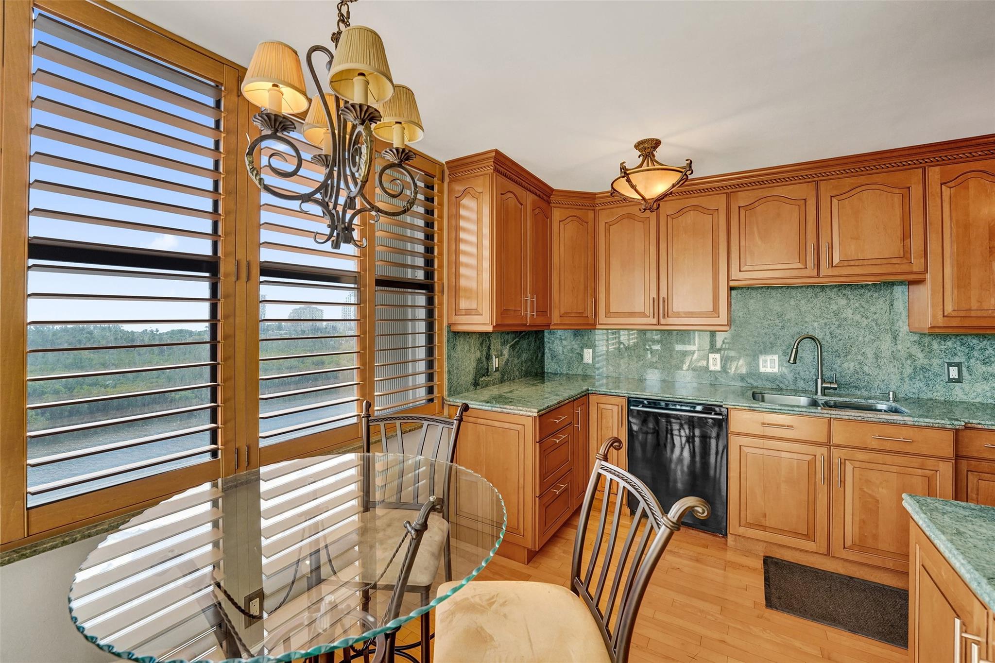 936 Intracoastal Dr 11C