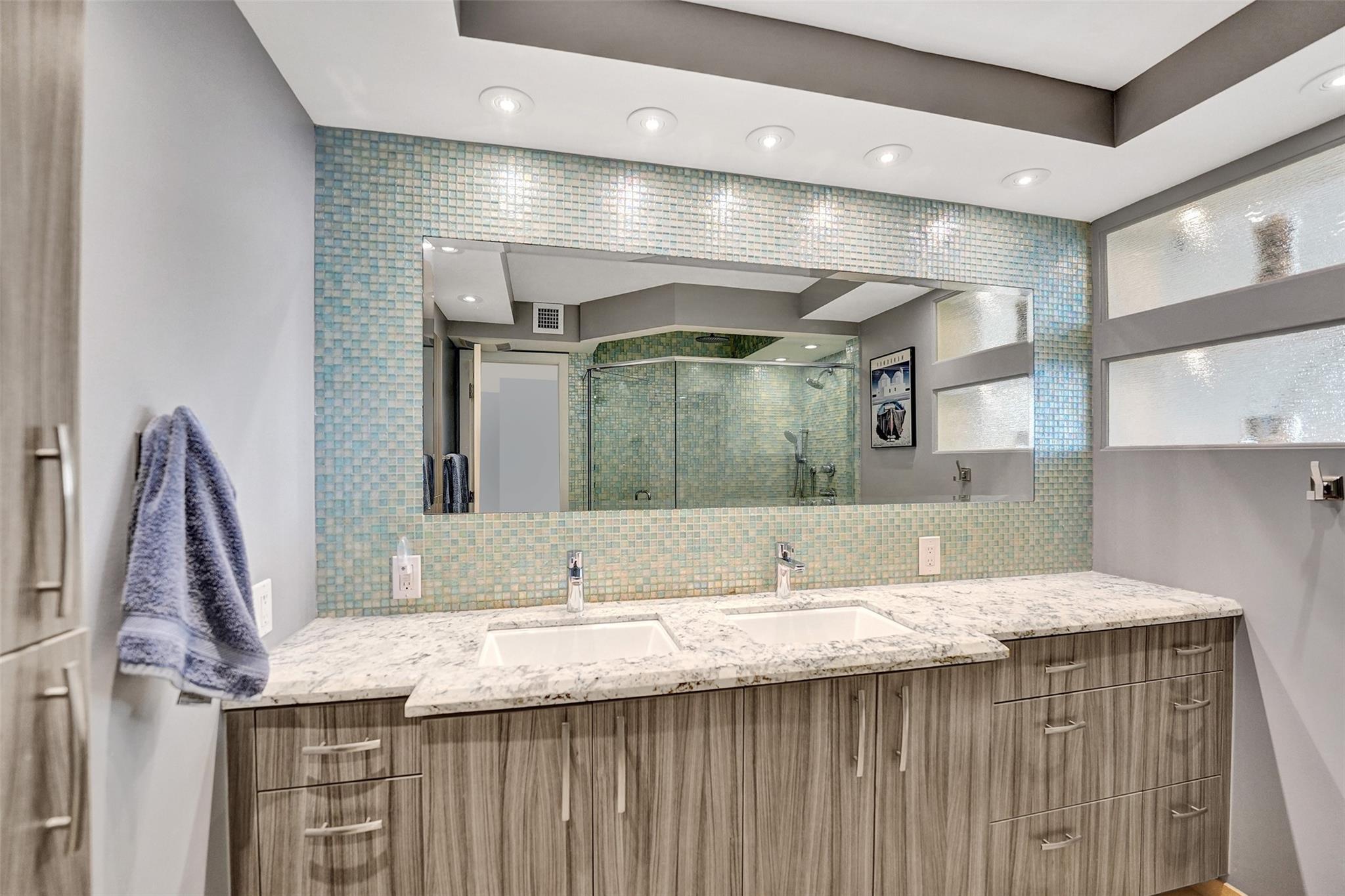 936 Intracoastal Dr 11C