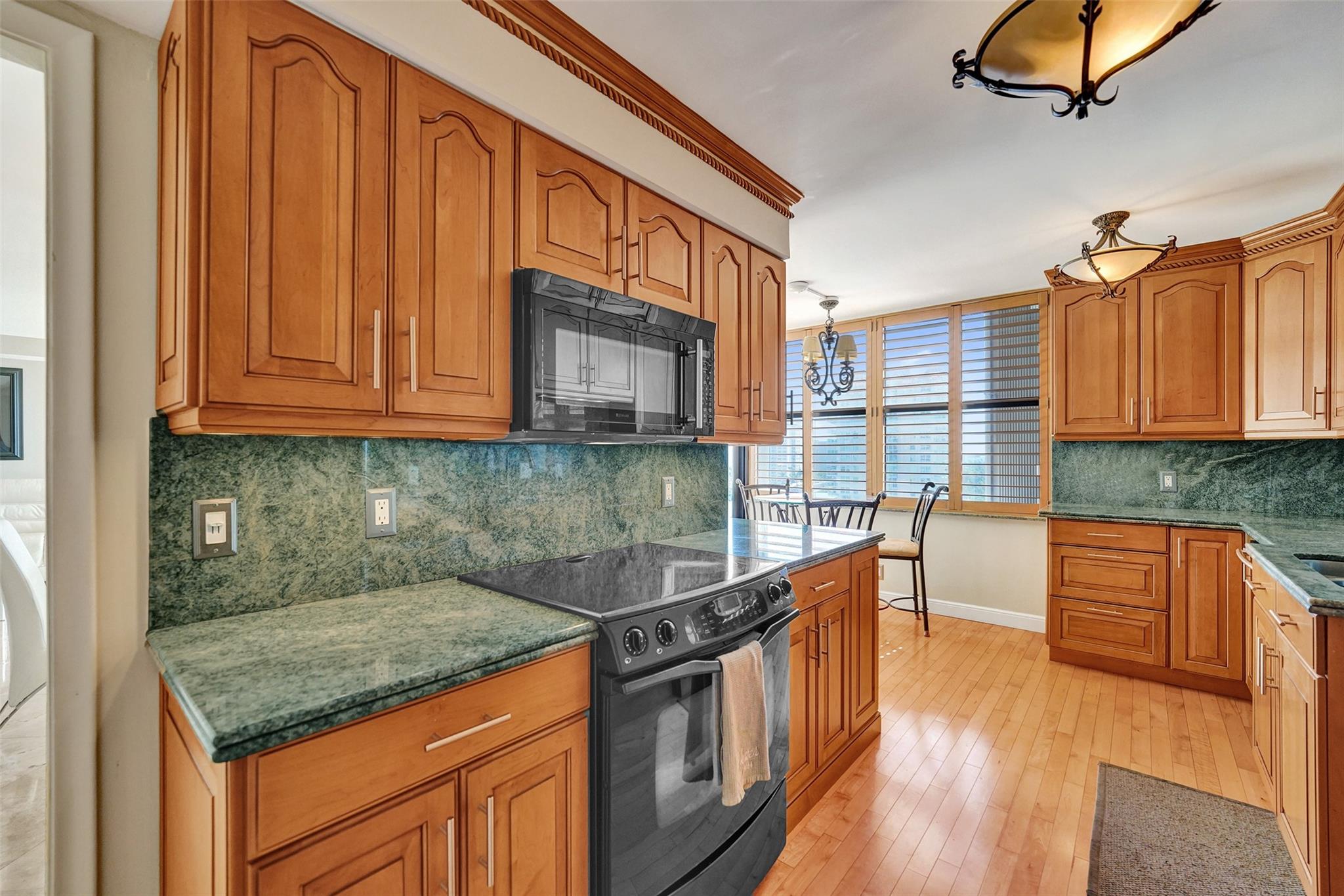 936 Intracoastal Dr 11C