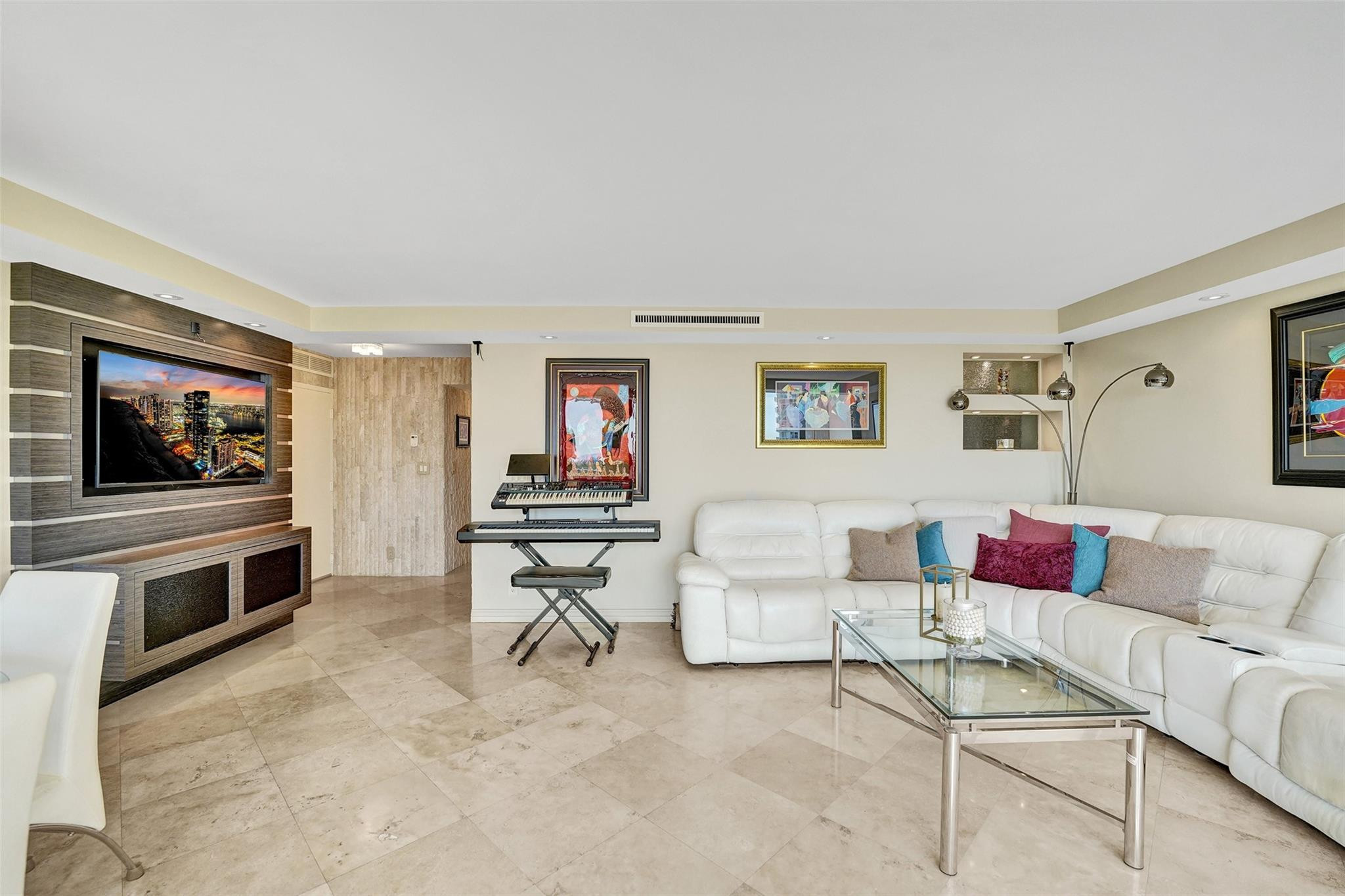 936 Intracoastal Dr 11C