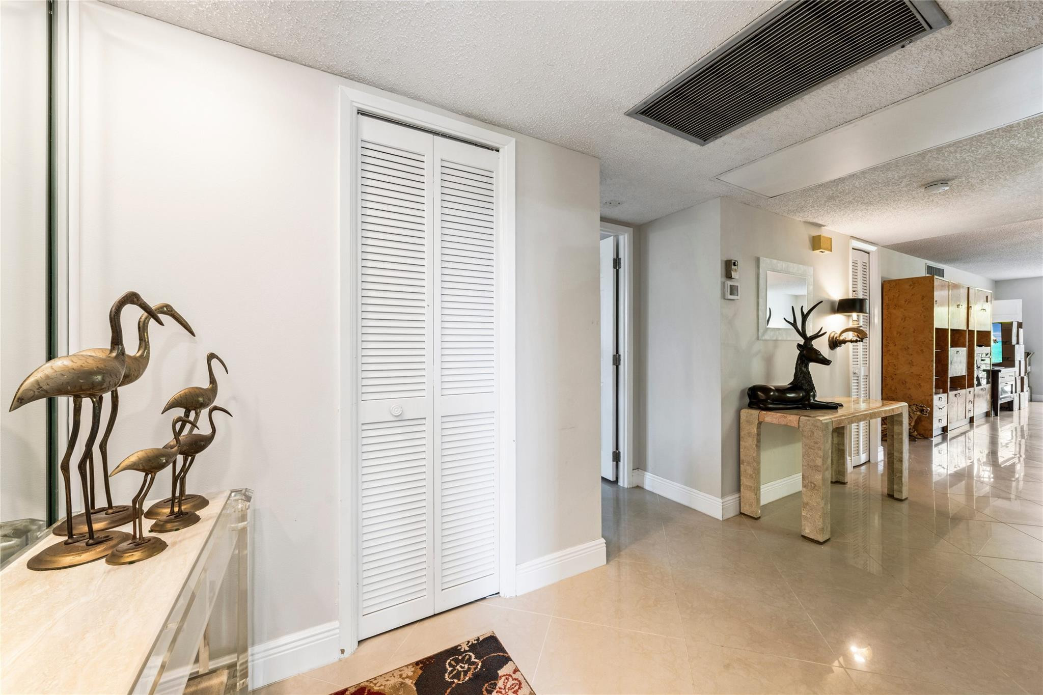 3960 Oaks Clubhouse Dr 312