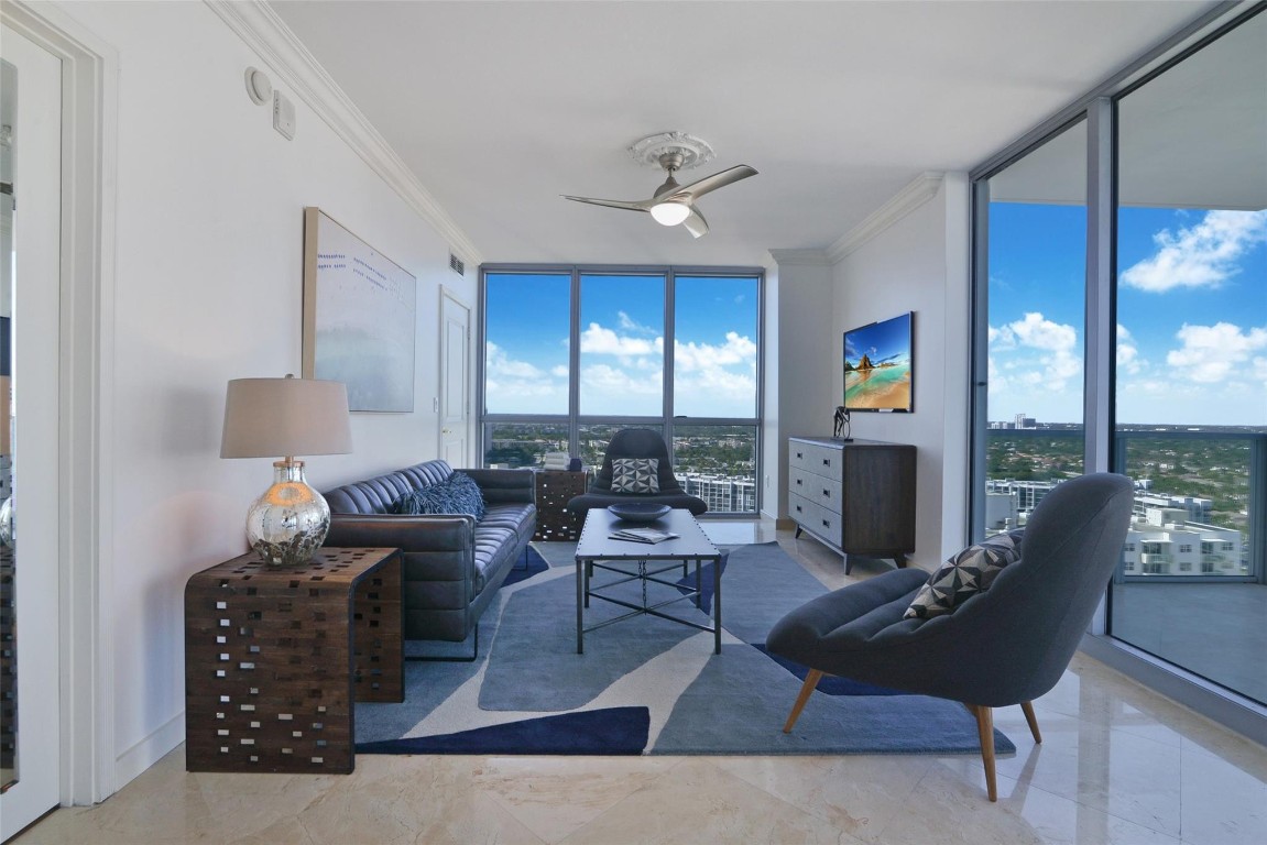 3101 S Ocean Dr 2201