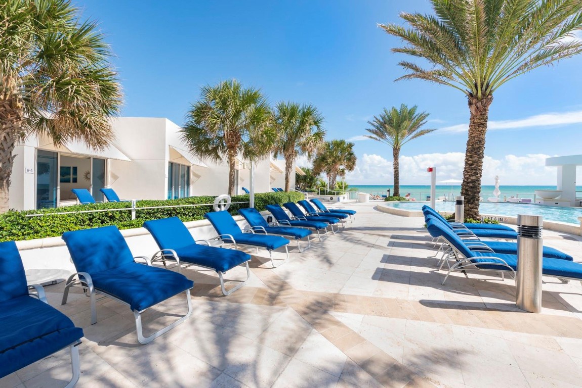 3101 S Ocean Dr 2201