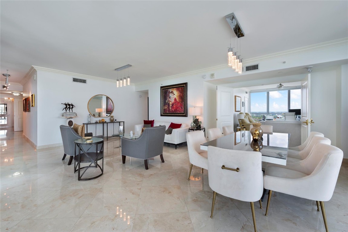 3101 S Ocean Dr 2201