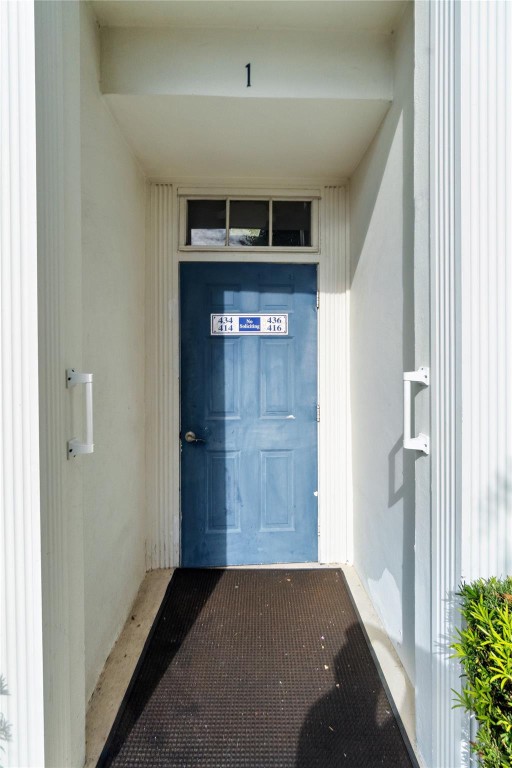 140 Cypress Club Dr 414