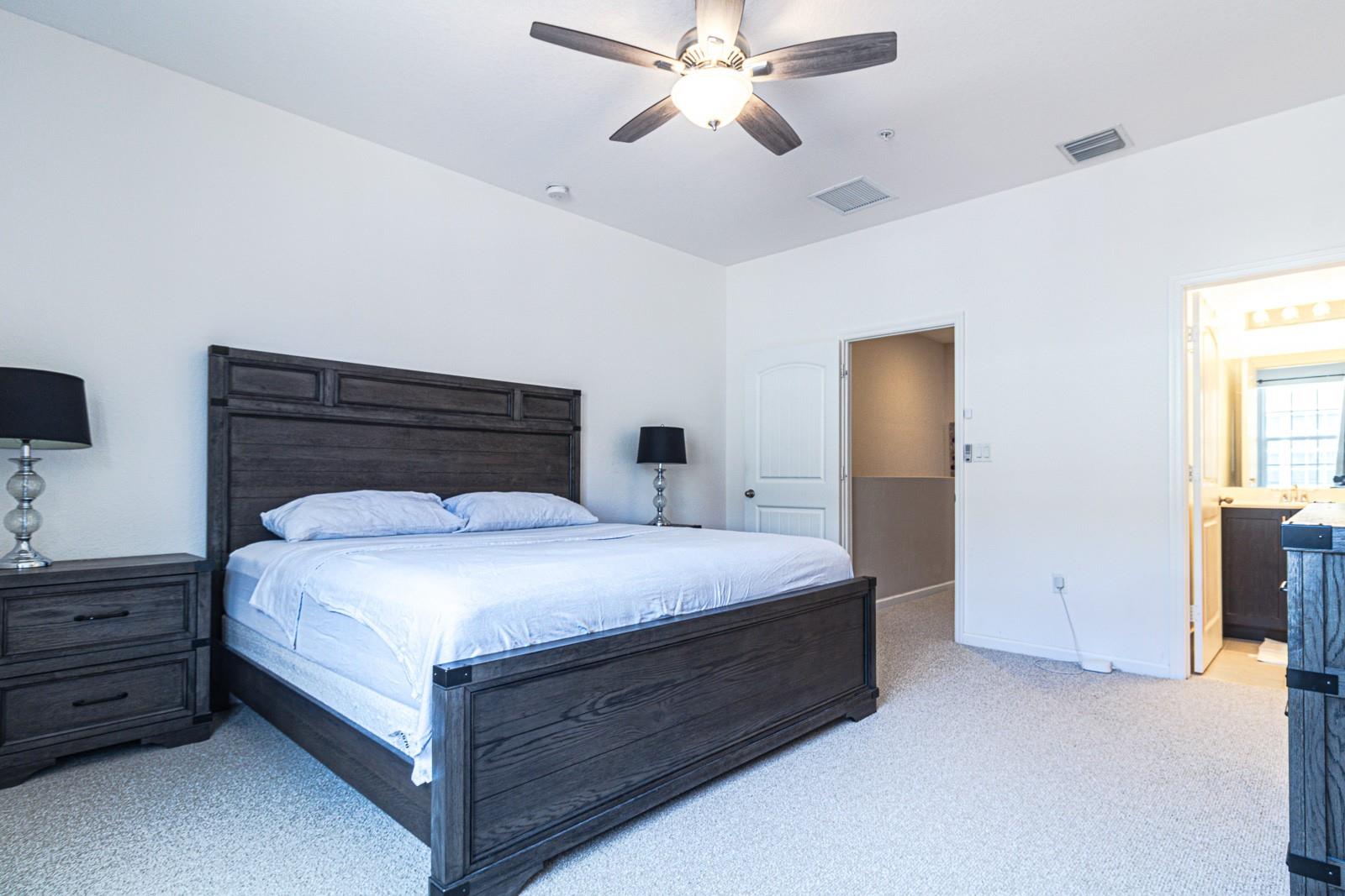 713 SW 2 Terr