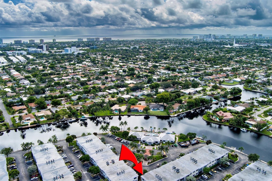 140 Cypress Club Dr 414