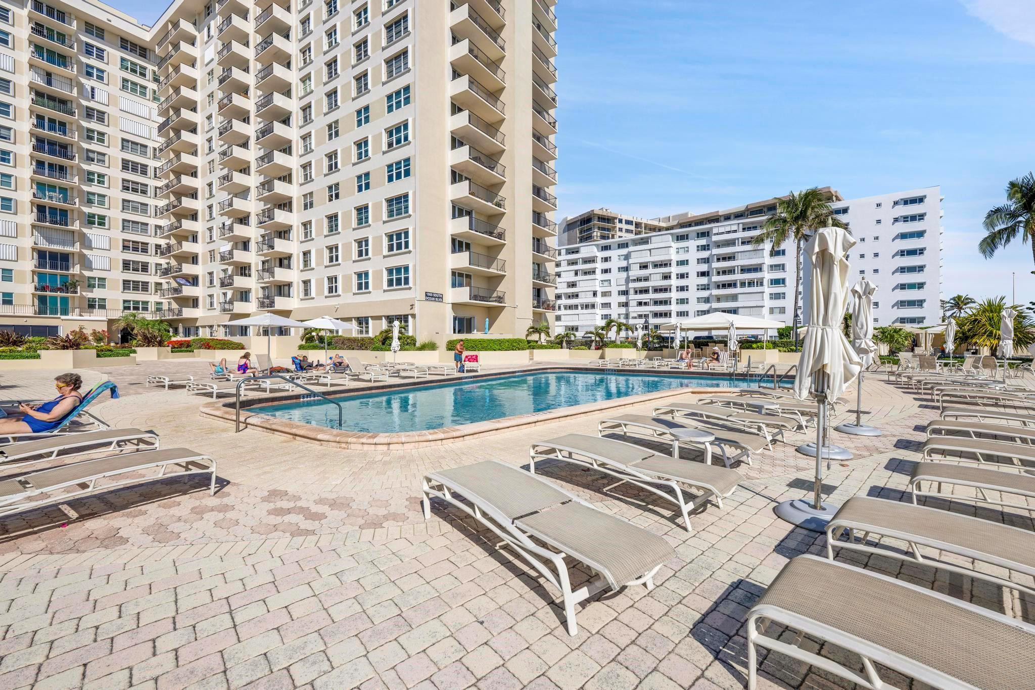 1900 S Ocean Blvd 6S