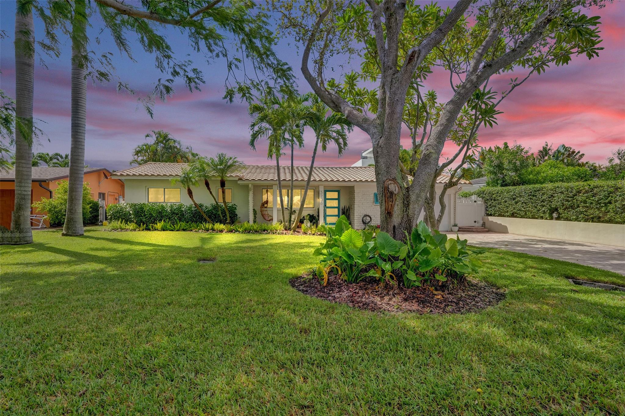 3206 ROBBINS RD