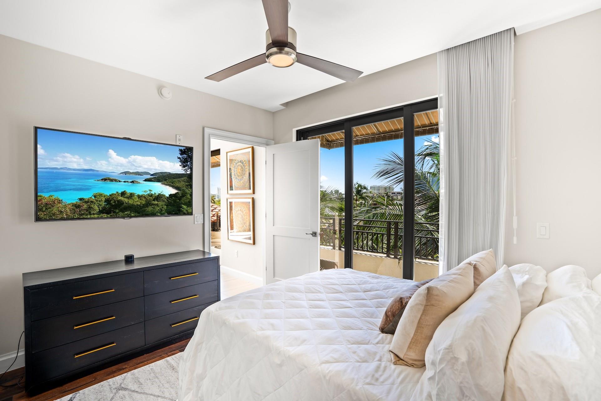 1532 SE 12th St PH-1