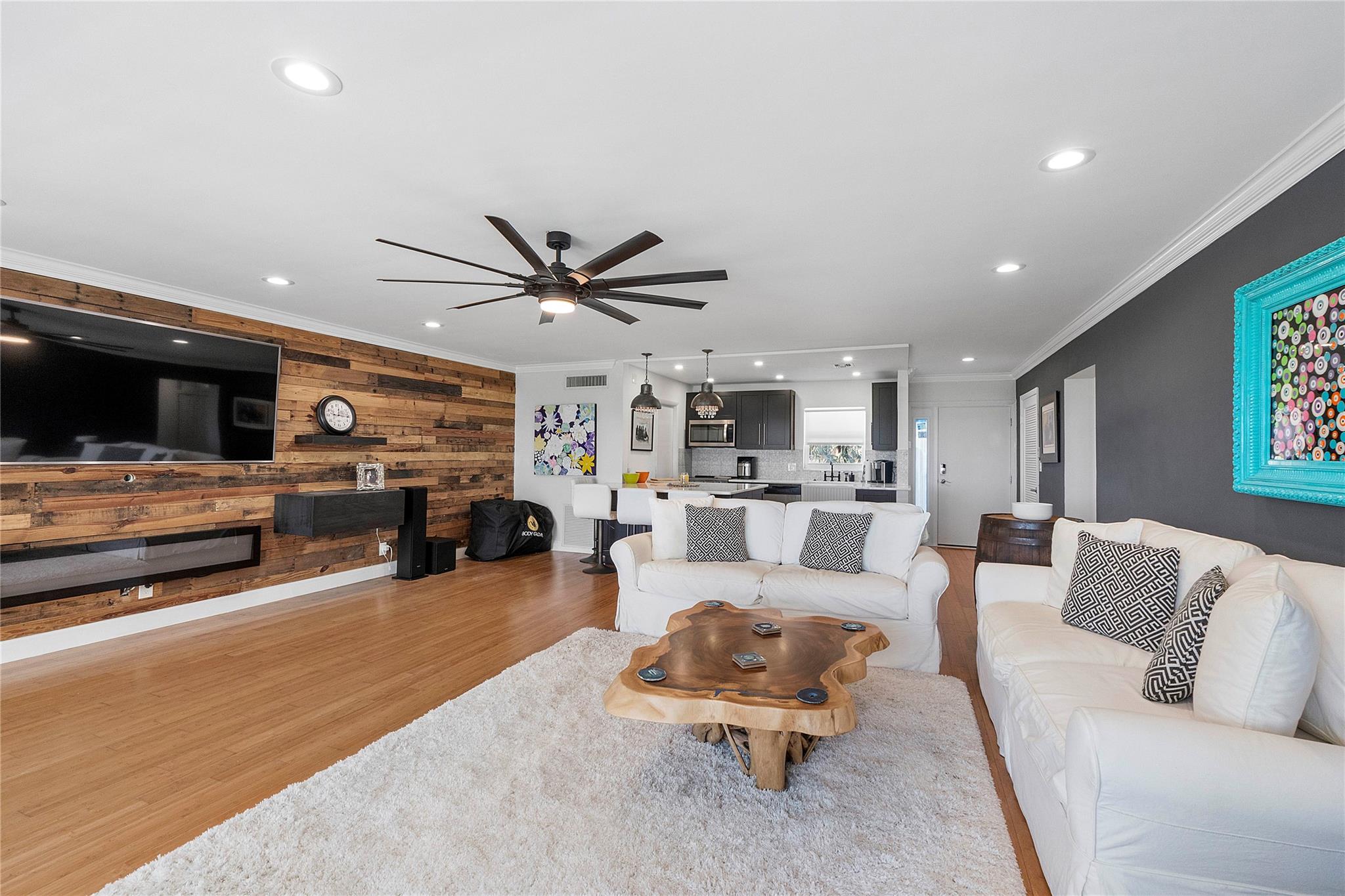 2701 S Ocean Blvd 15