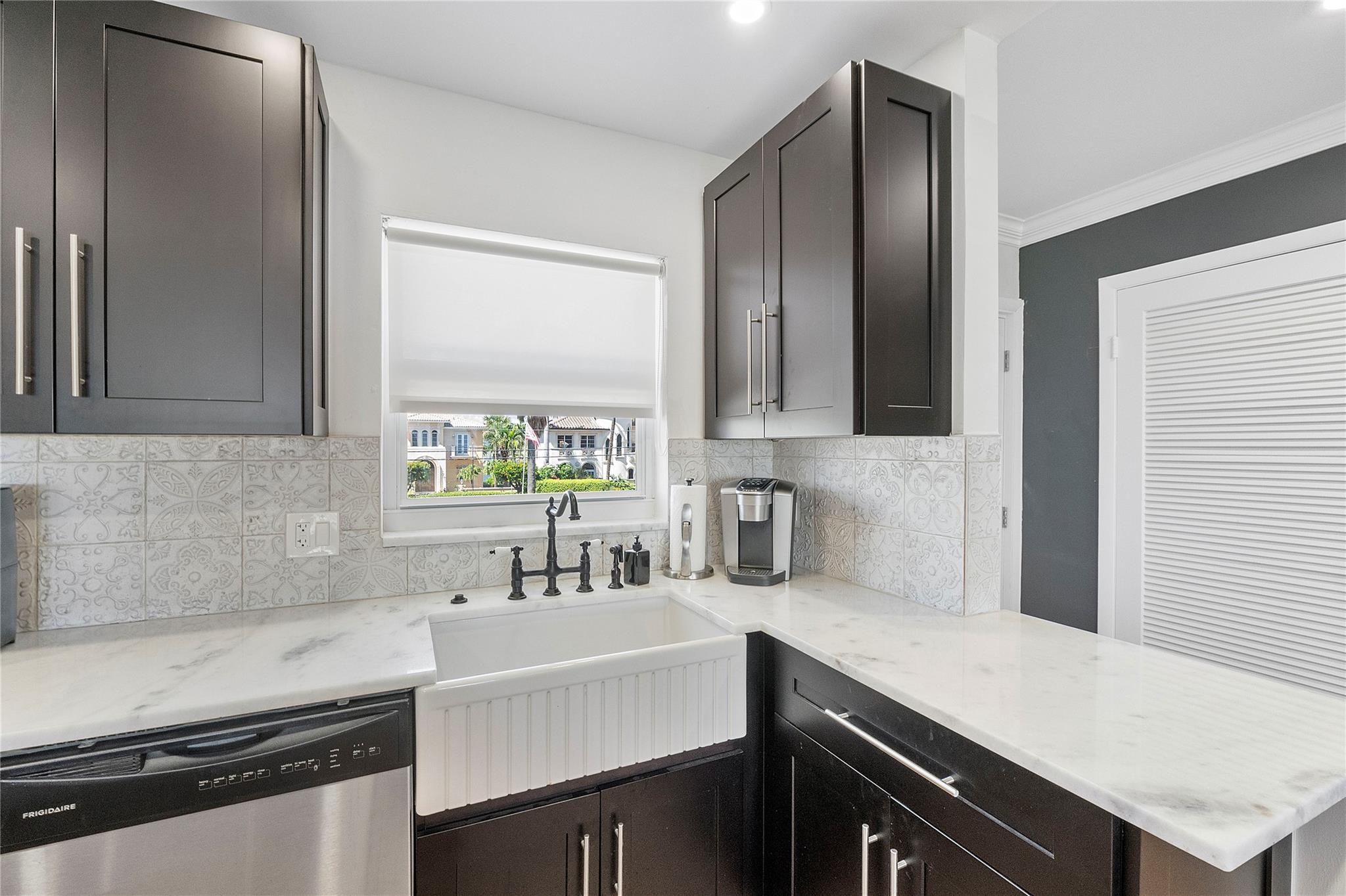 2701 S Ocean Blvd 15