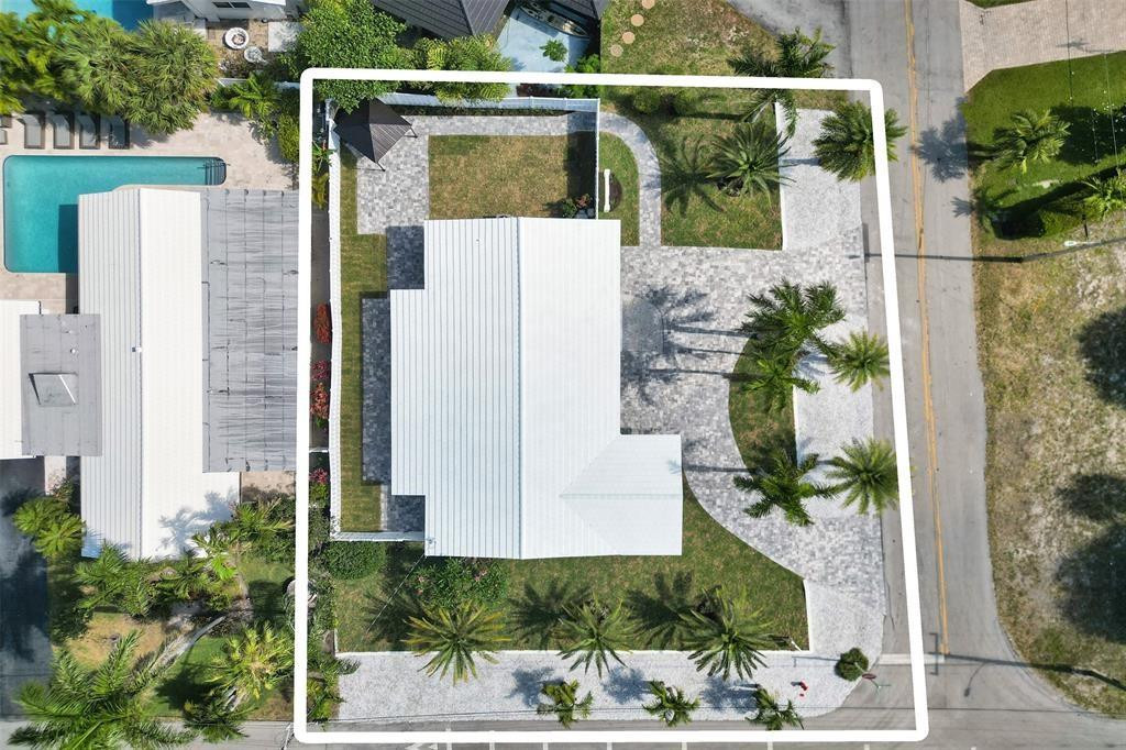 251 Hibiscus Ave