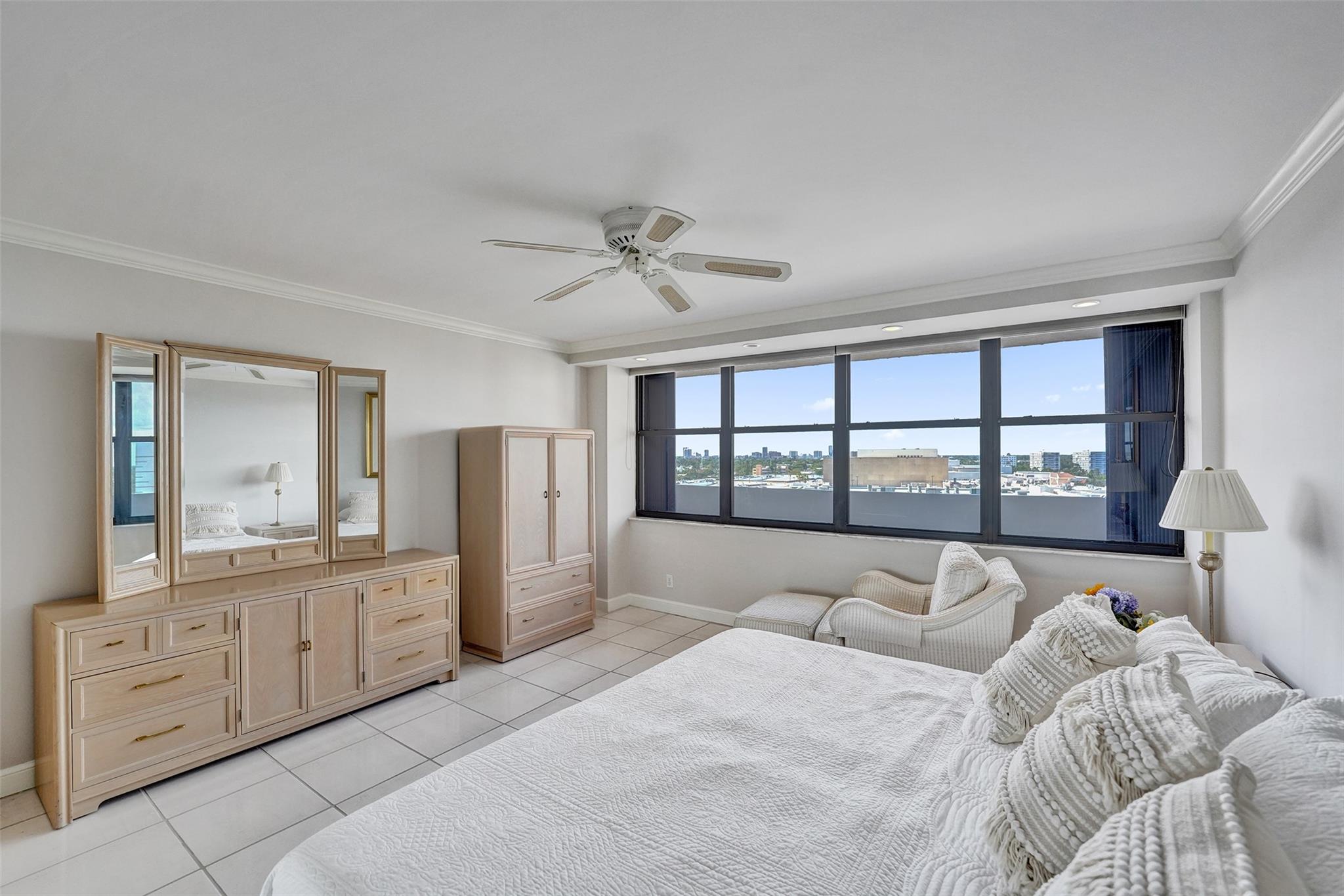 936 Intracoastal Dr 12C