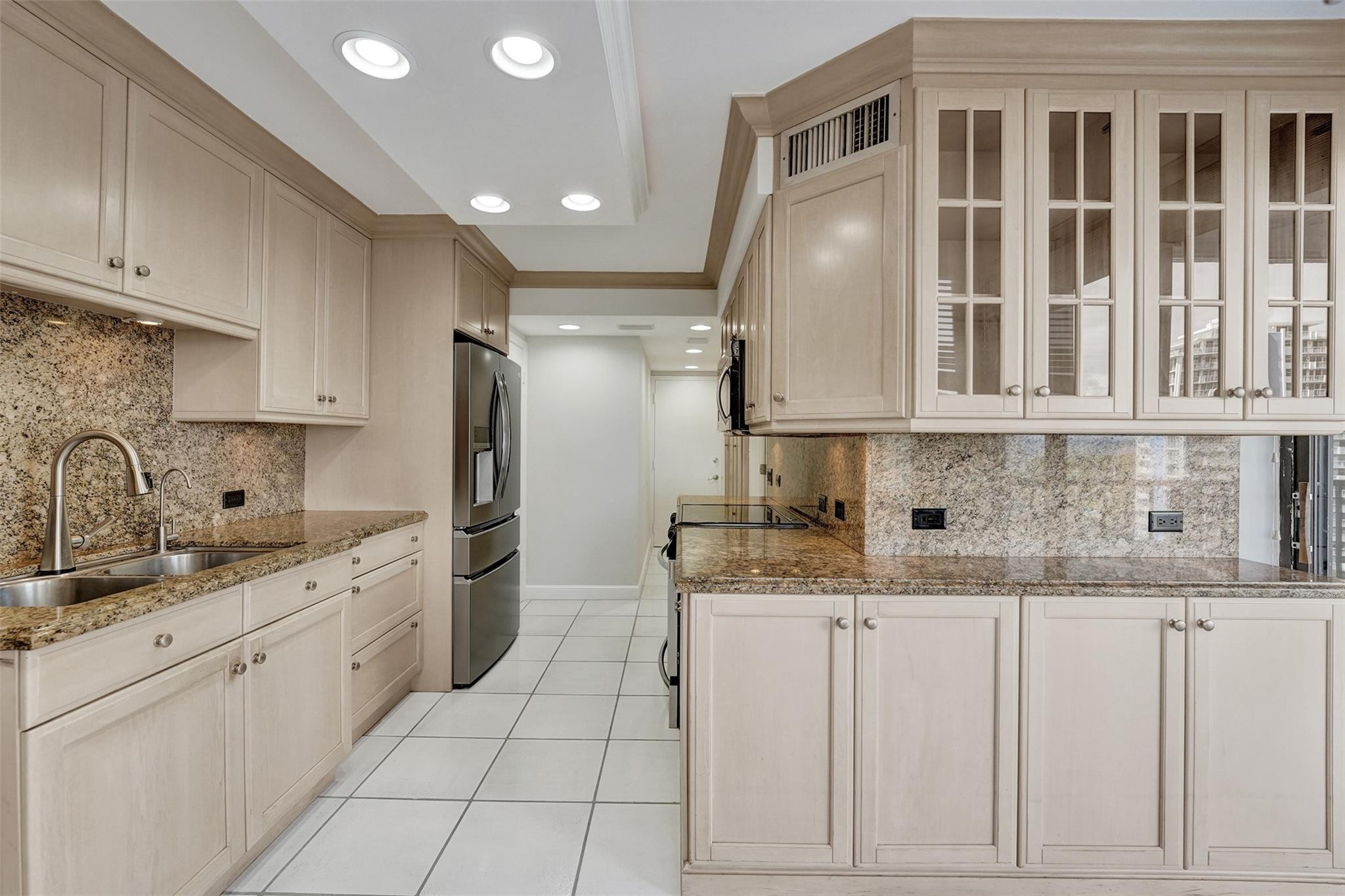 936 Intracoastal Dr 12C