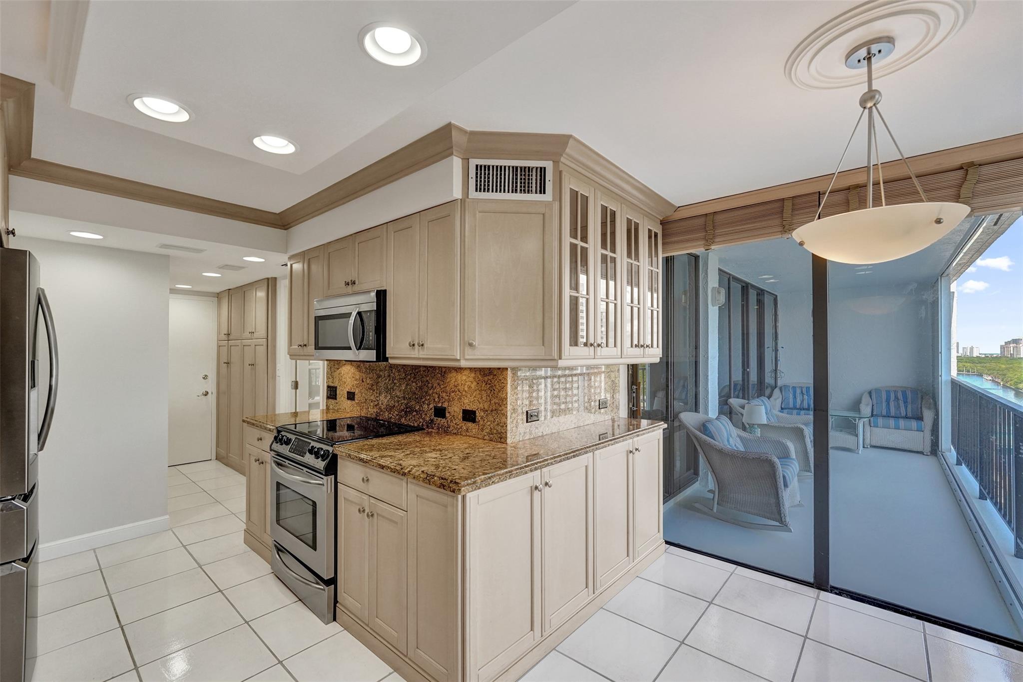 936 Intracoastal Dr 12C