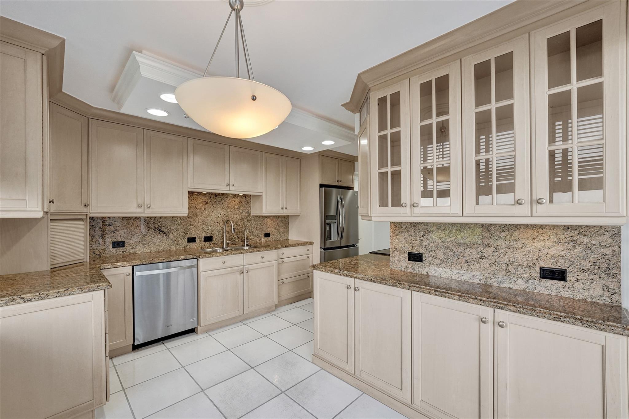 936 Intracoastal Dr 12C