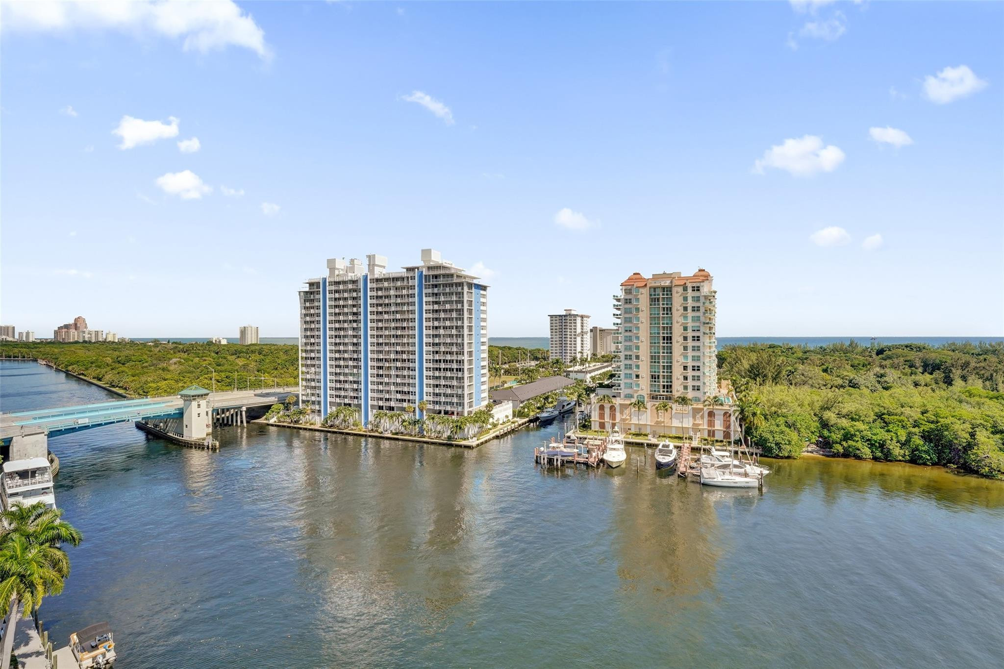 936 Intracoastal Dr 12C