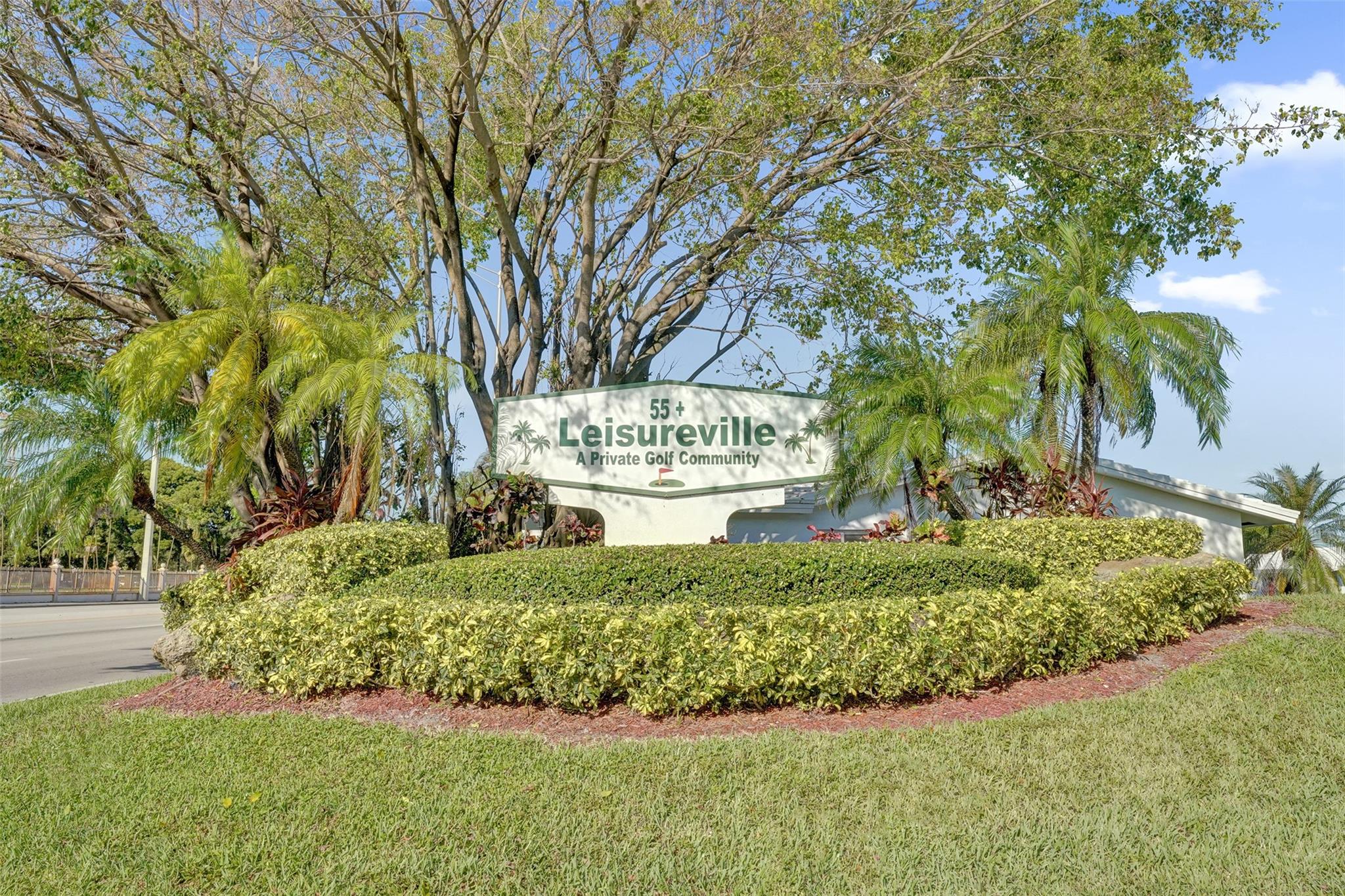 2751 E Golf Blvd 2019