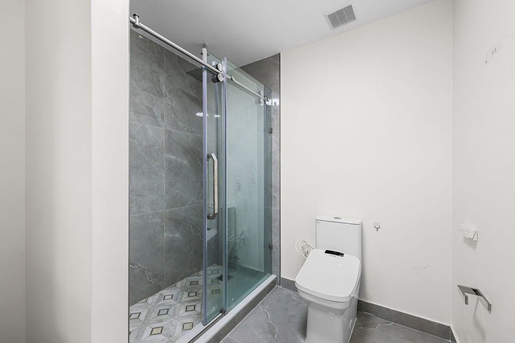 7923 N Southwood Cir