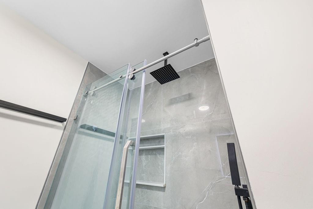 7923 N Southwood Cir