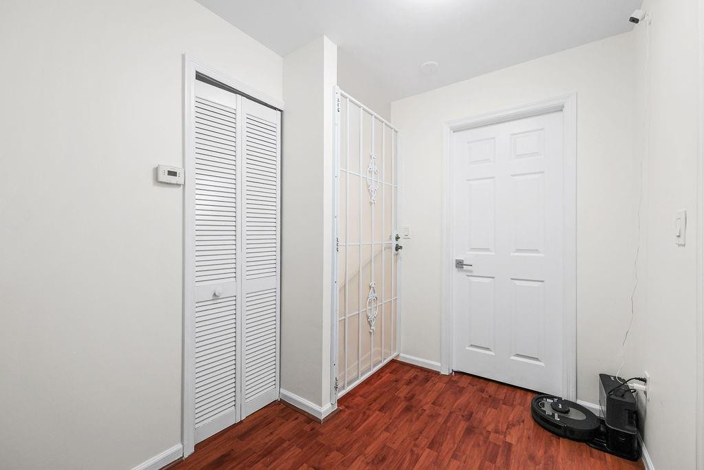 7923 N Southwood Cir