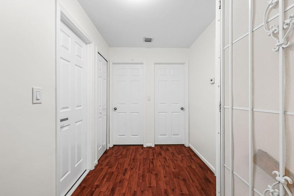 7923 N Southwood Cir