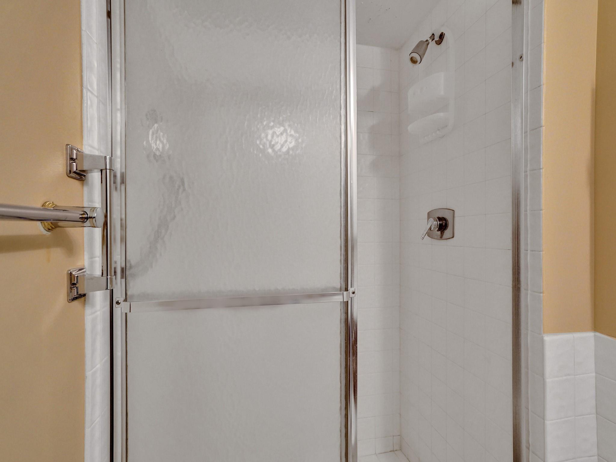 3200 Port Royale Dr 208