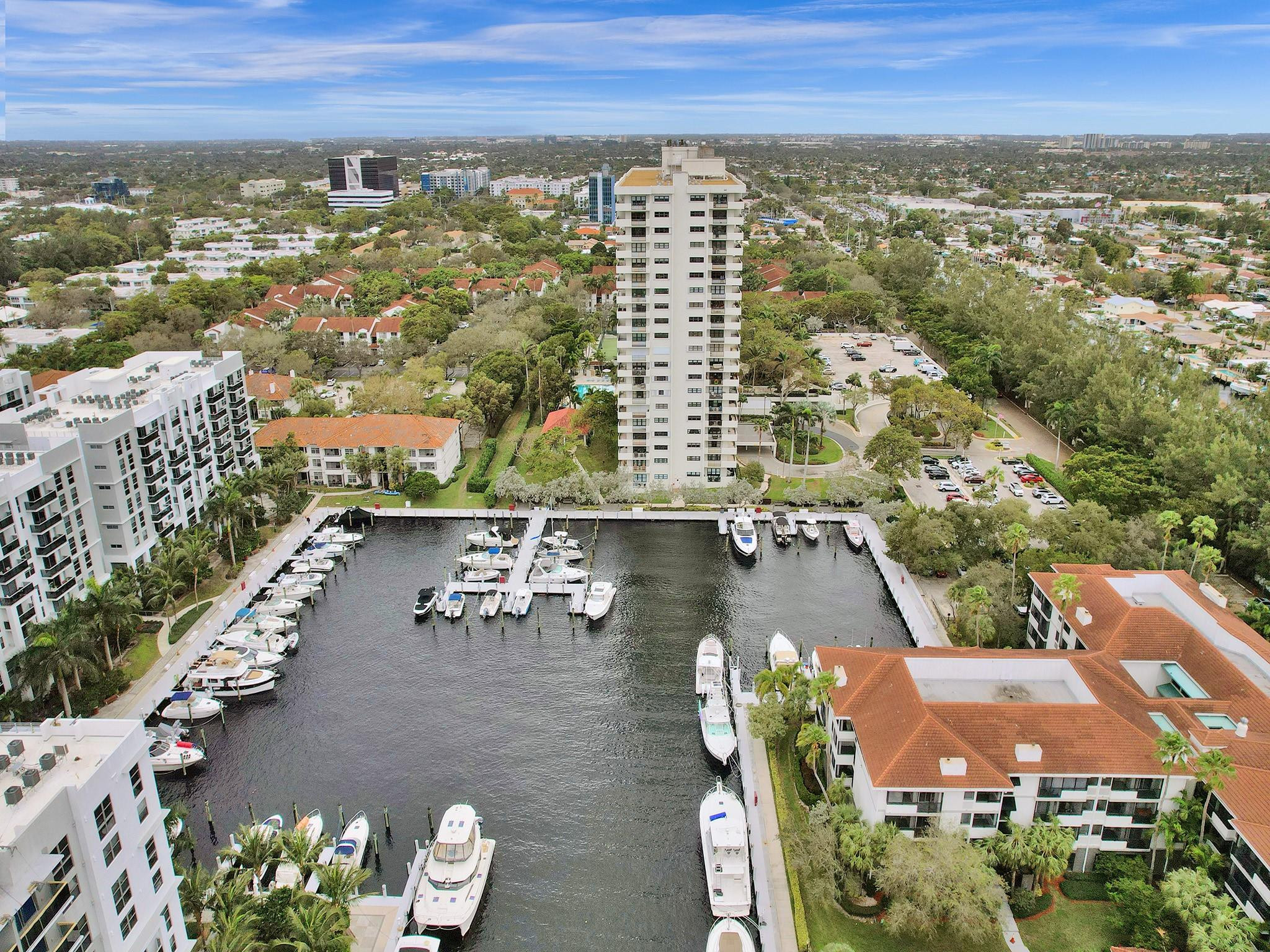 3200 Port Royale Dr 208