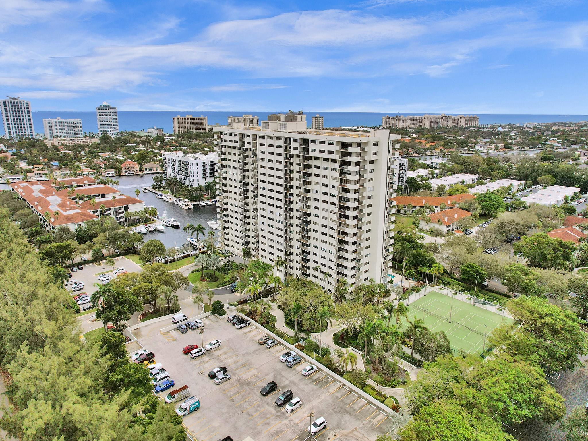 3200 Port Royale Dr 208